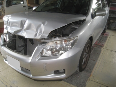 トヨタ、カローラフィルダーの板金塗装修理　（碧南市からご来店）